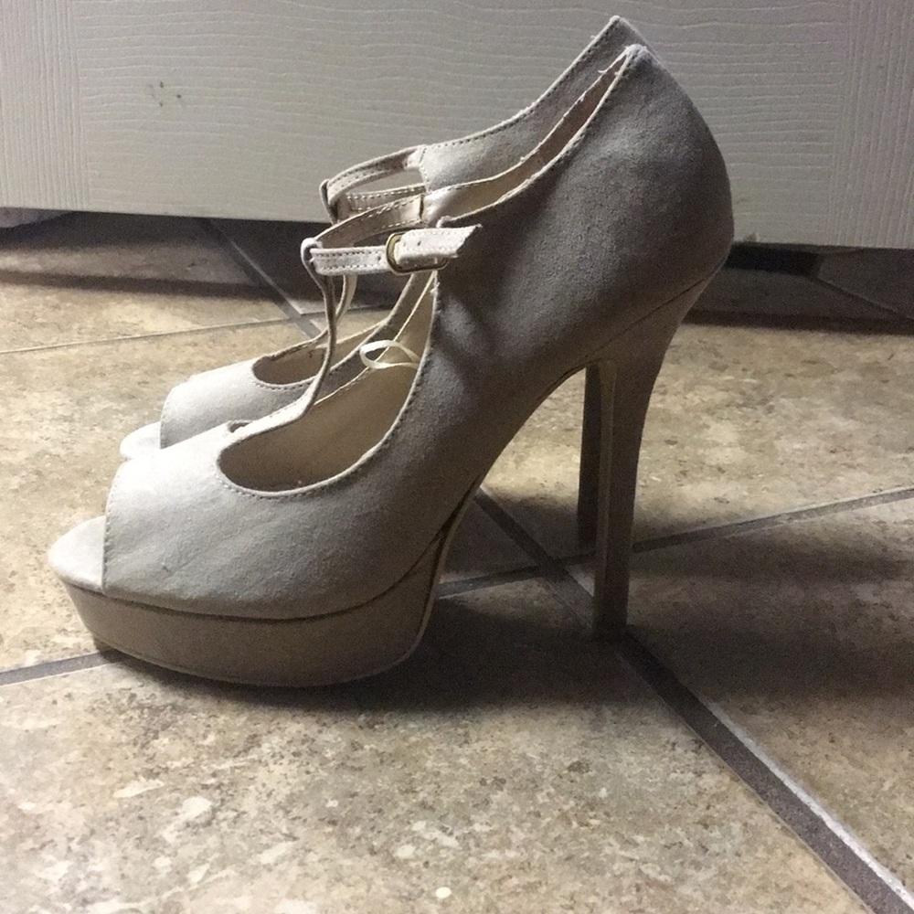 Nude heels